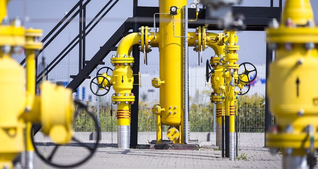 Oil and gas metering station